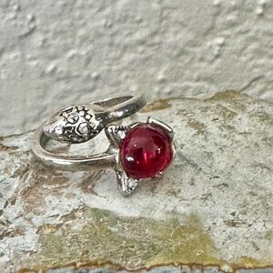 Silver tone Red Cabochon Fox  snake Ring